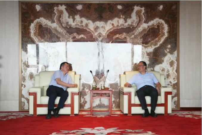 宁夏银行西安分行行长哈晓刚一行到访球速体育股份