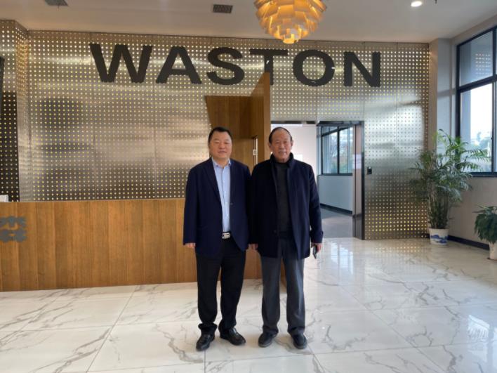 球速体育股份董事长邢雅江到访常州华森医疗器械股份有限公司