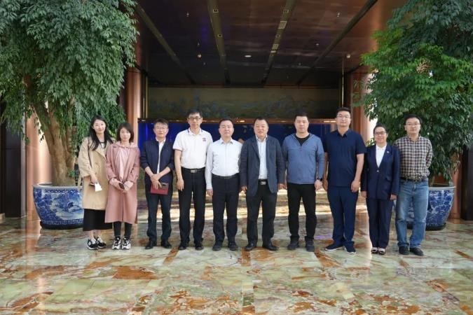 江西省金控投资集团有限公司、南昌金融投资集团有限公司领导一行到访球速体育股份