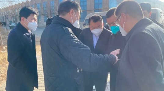 球速体育股份董事长邢雅江对榆林市榆阳区产业园区项目进行考察