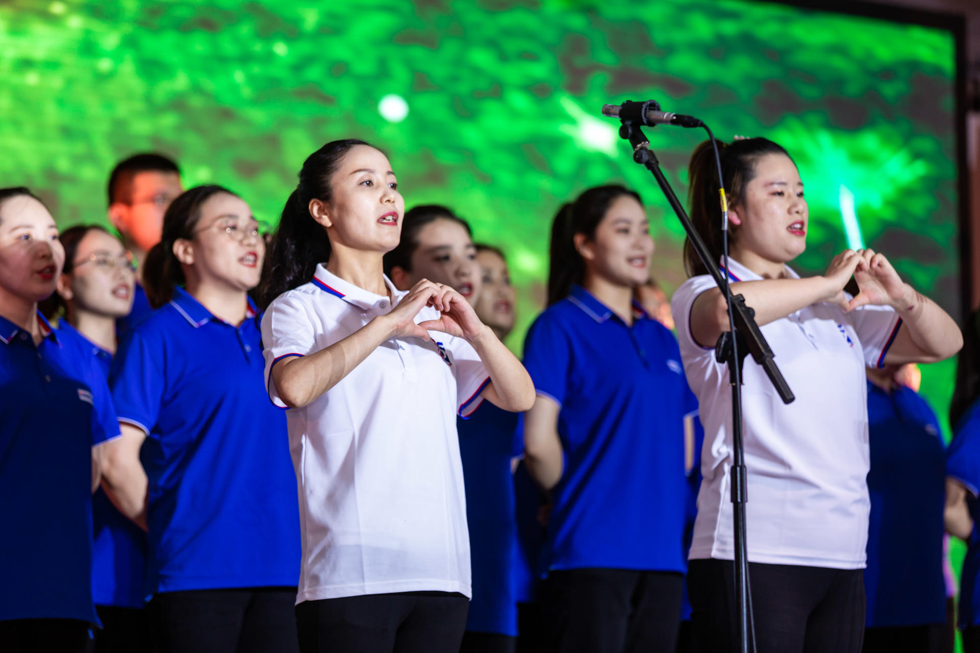 球速体育股份上市25周年庆典晚会